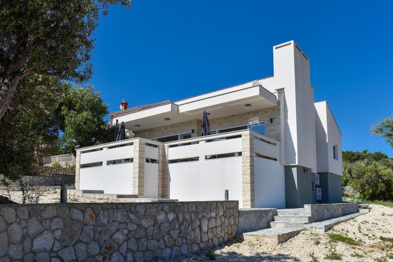 Moderner Bungalow Mit Meerblick Лун Экстерьер фото